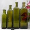 供應墨綠色酒瓶，橄欖油瓶